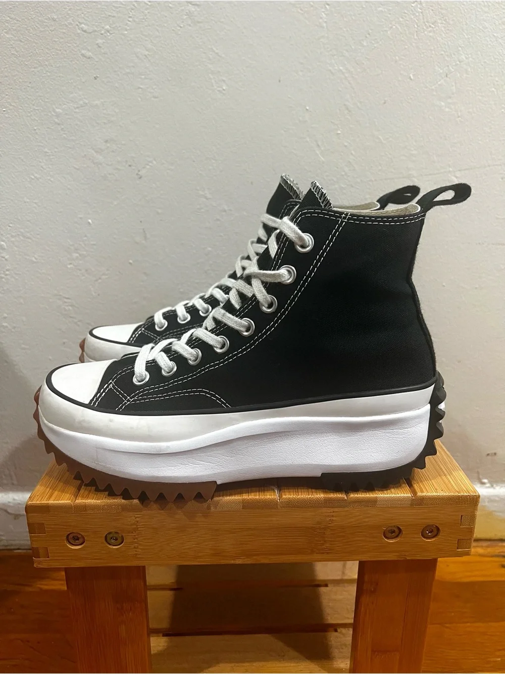Converse Run Star Hike Canvas Platform High Top Sneakers Men 6.5 Women 8 Black